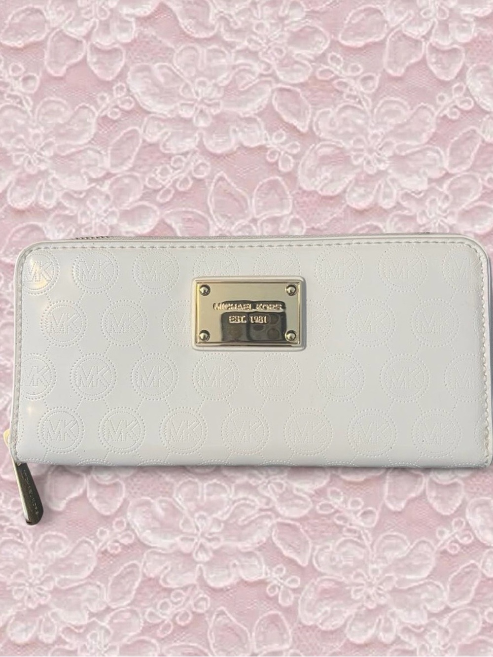 Michael Kors White Embossed Logo Zip-Around Wallet with Gold Plate